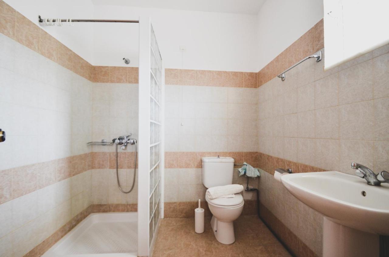 Coliseum Studios & Apartments Pefki  ภายนอก รูปภาพ